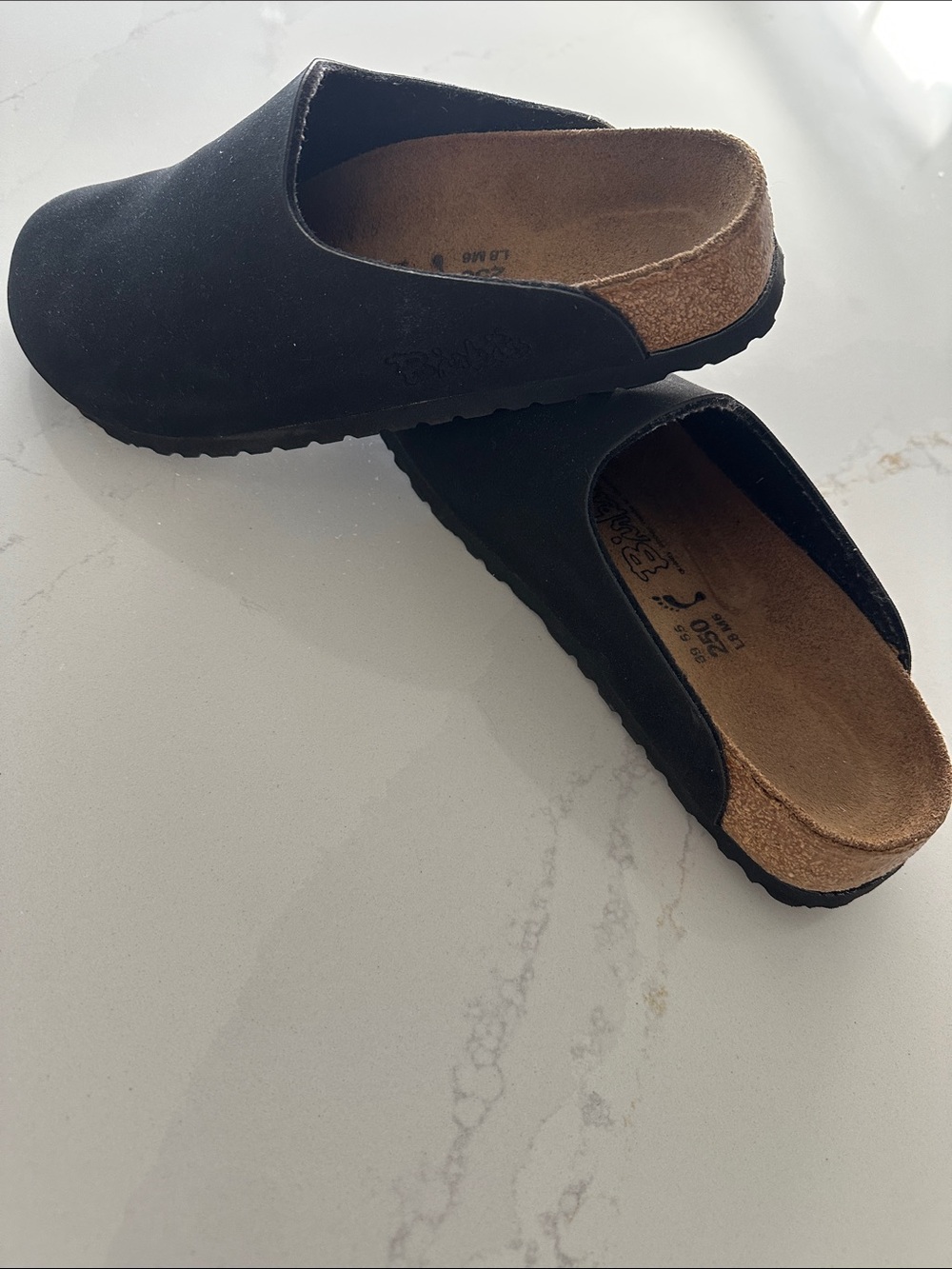 Birki's Birkenstock Clog Slip On Mule in Black size 39 women’s 8